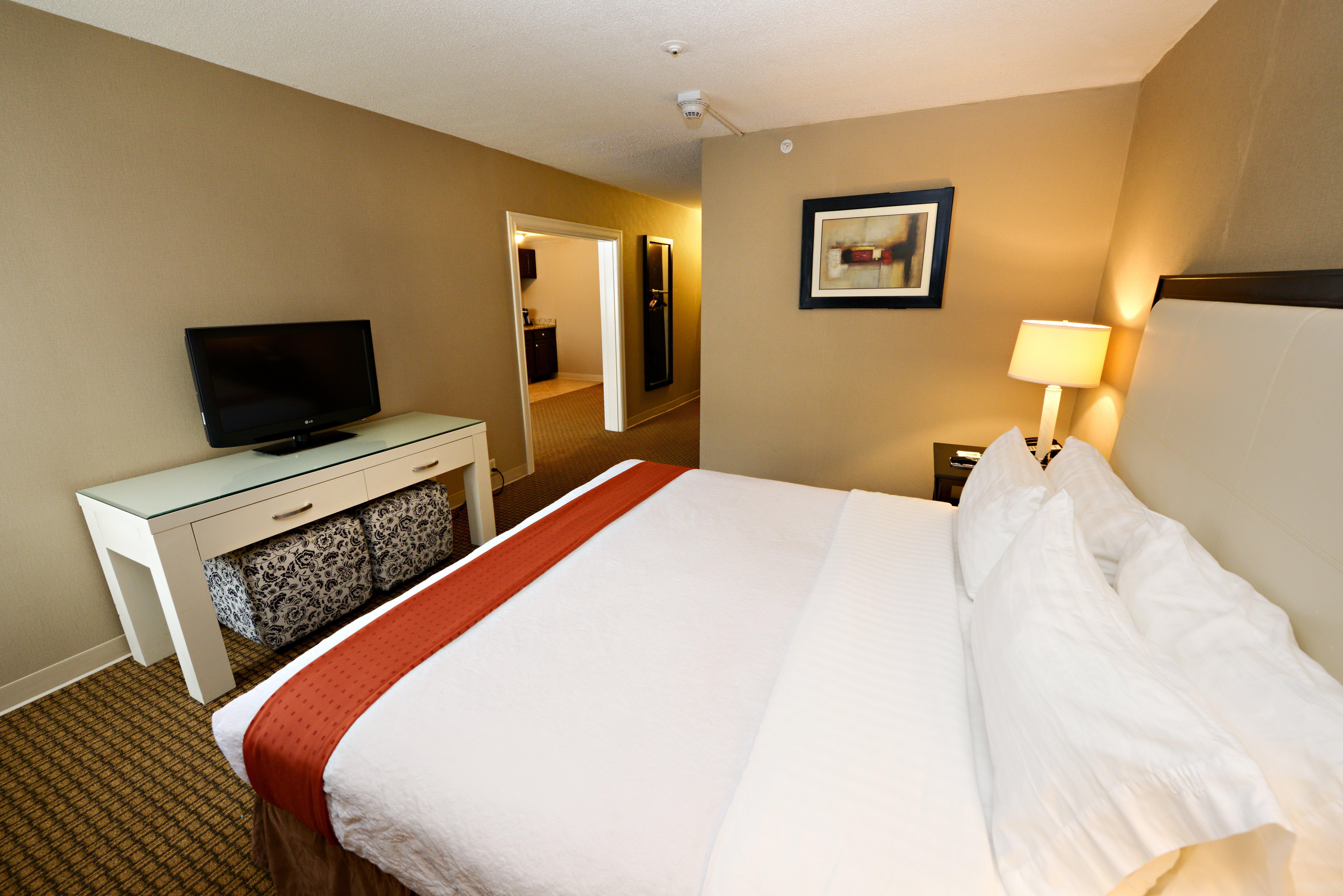 Holiday Inn & Suites Boston Peabody, An Ihg Hotel Exterior foto