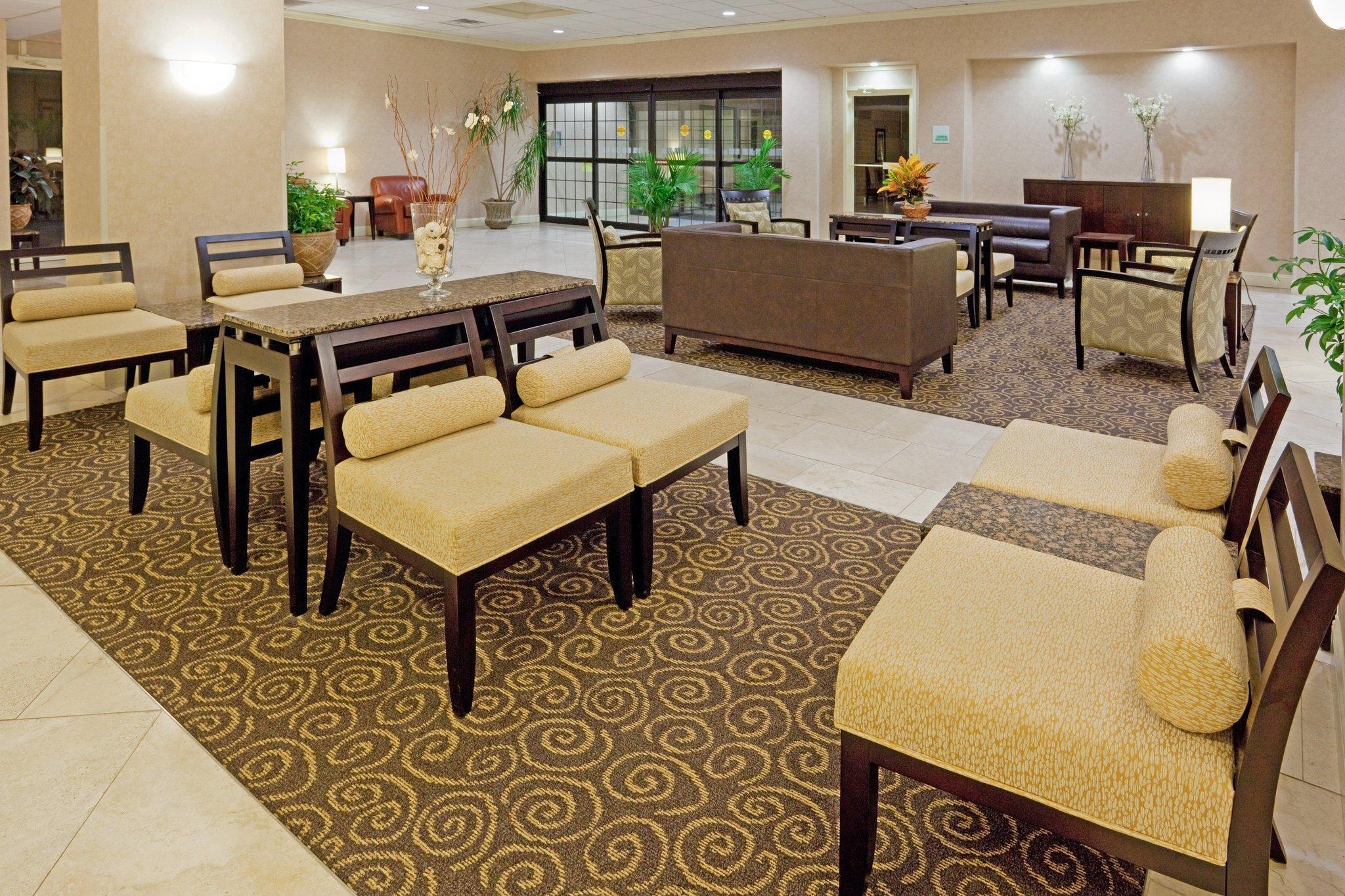 Holiday Inn & Suites Boston Peabody, An Ihg Hotel Exterior foto