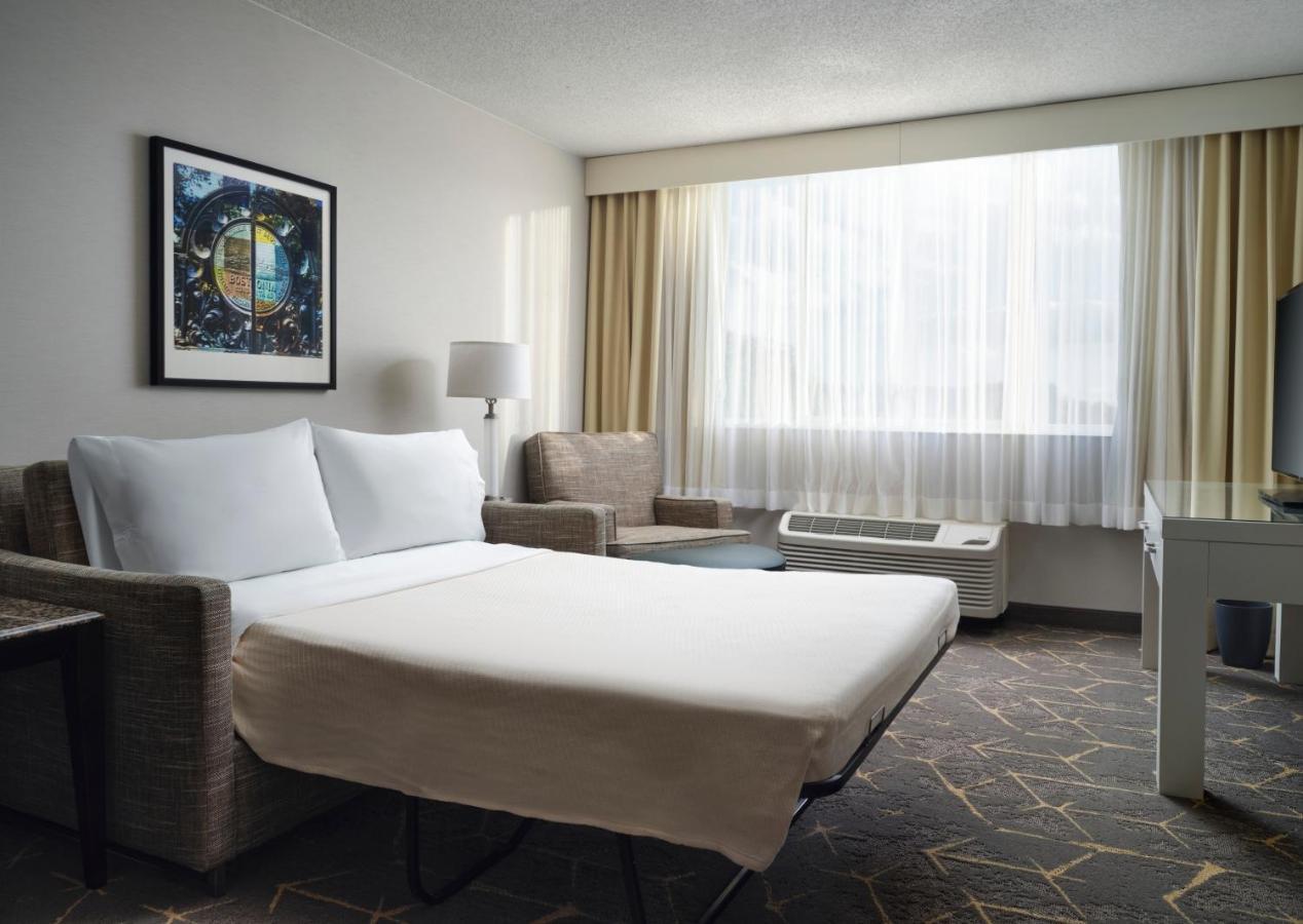 Holiday Inn & Suites Boston Peabody, An Ihg Hotel Exterior foto