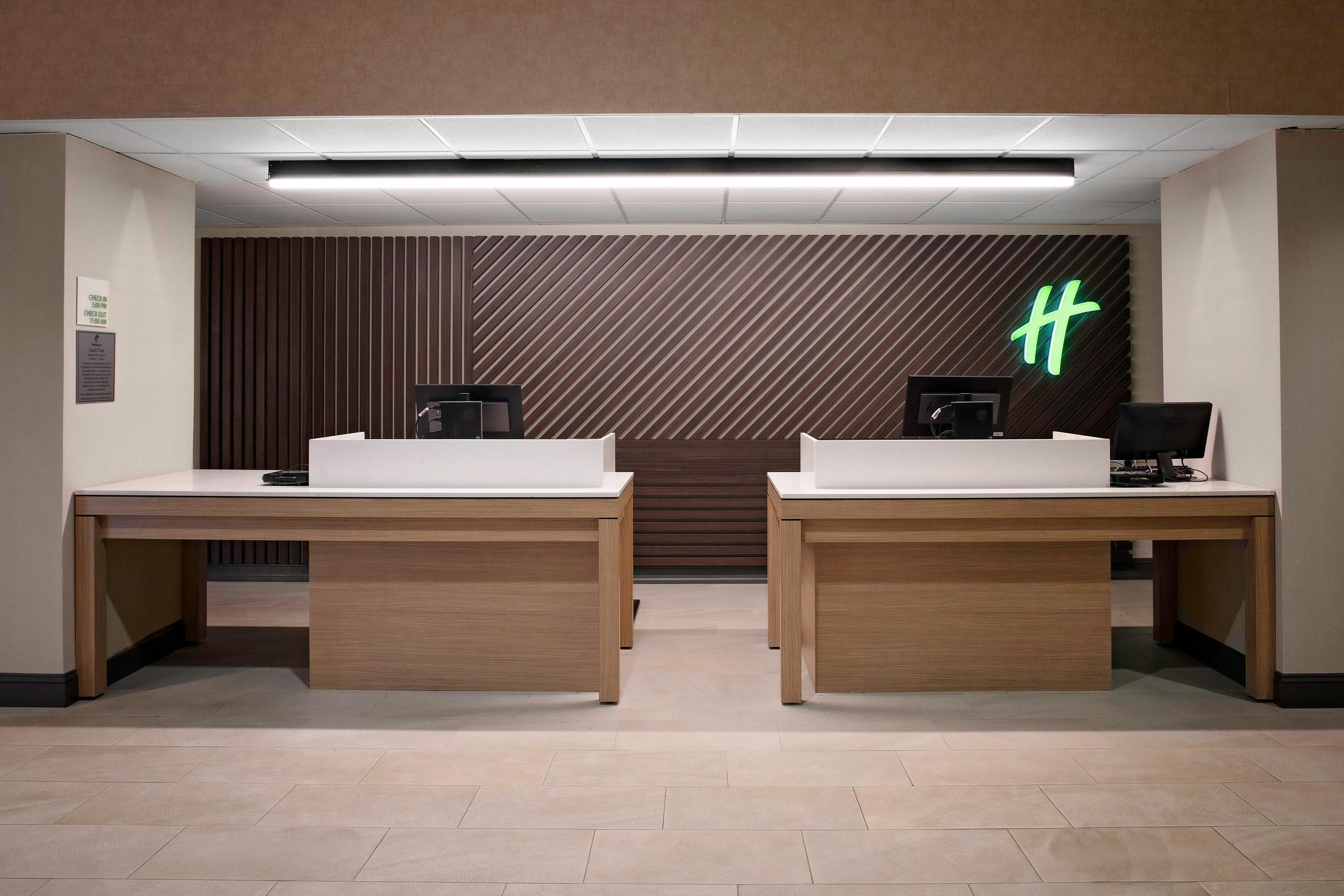 Holiday Inn & Suites Boston Peabody, An Ihg Hotel Exterior foto