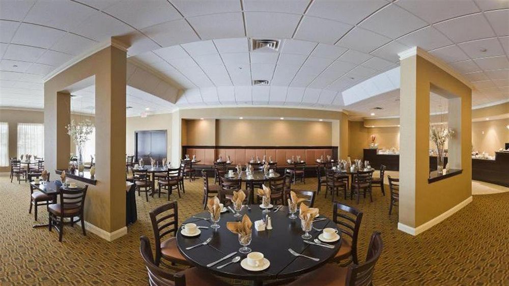 Holiday Inn & Suites Boston Peabody, An Ihg Hotel Exterior foto